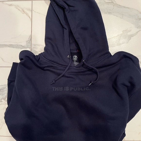 Public Snowboards Black Hoodie in Large - Picture 2 of 3
